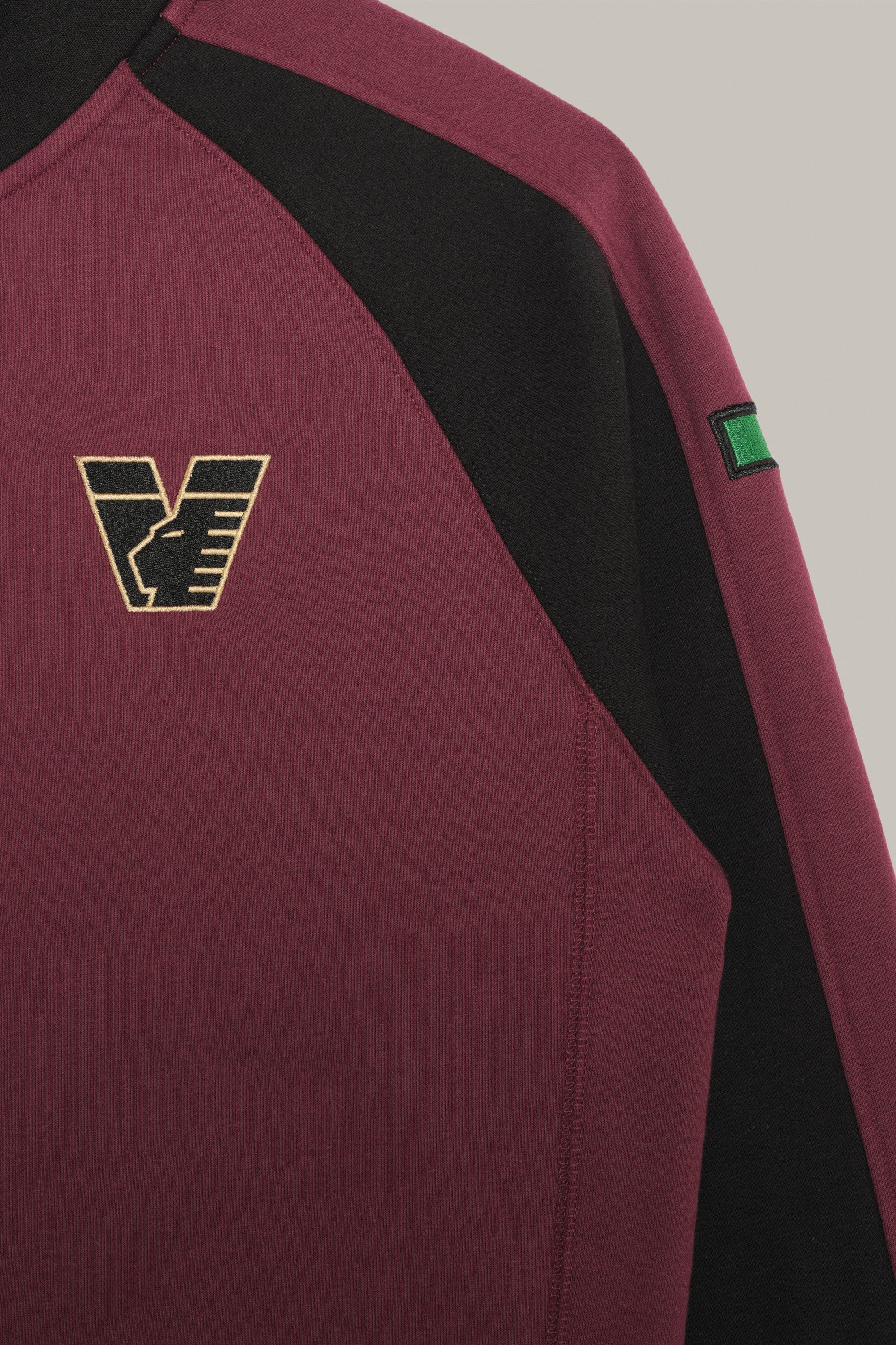 25/26 Urban Hoodie Burgundy