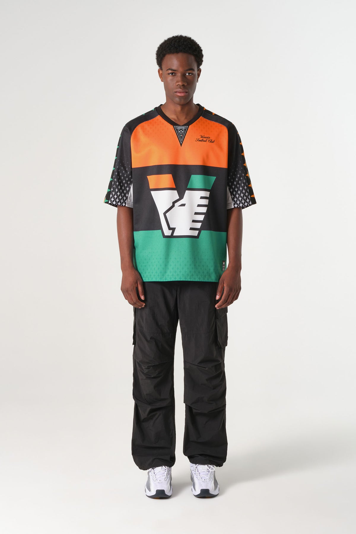 26/27 '00s Pre-Match Jersey