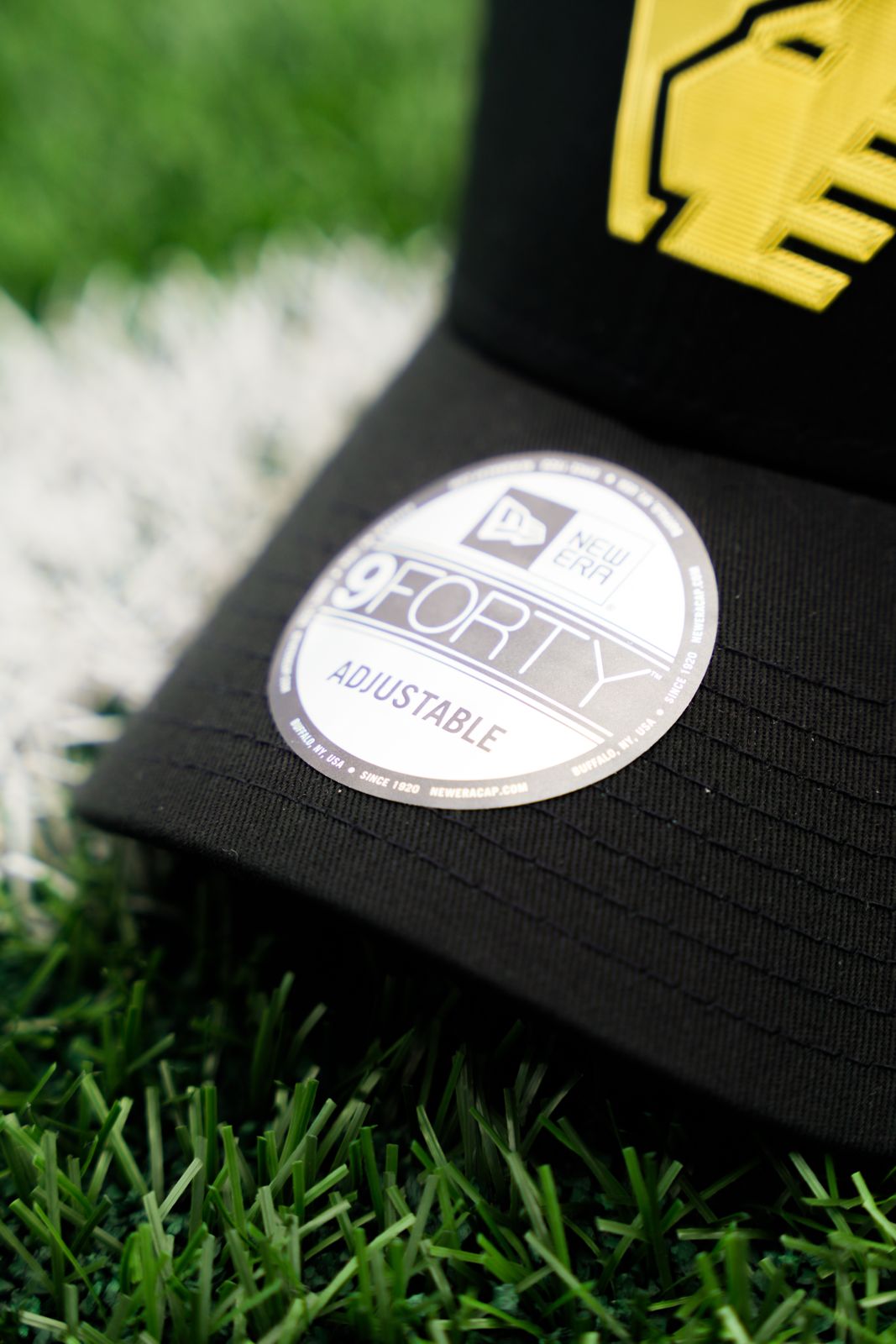 New Era 9FORTY Nero/Oro