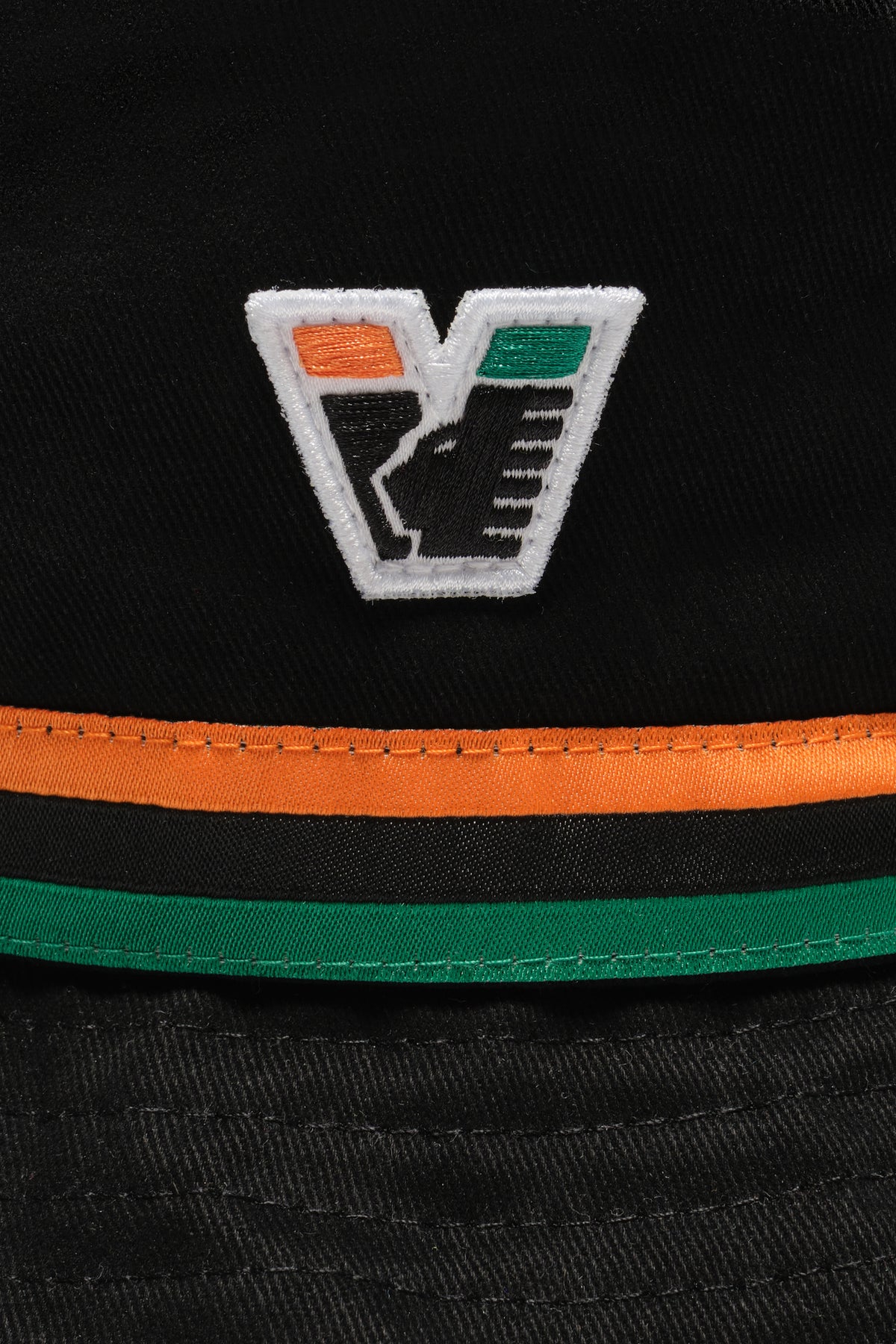 26/27 VENEZIA BUCKET - Black