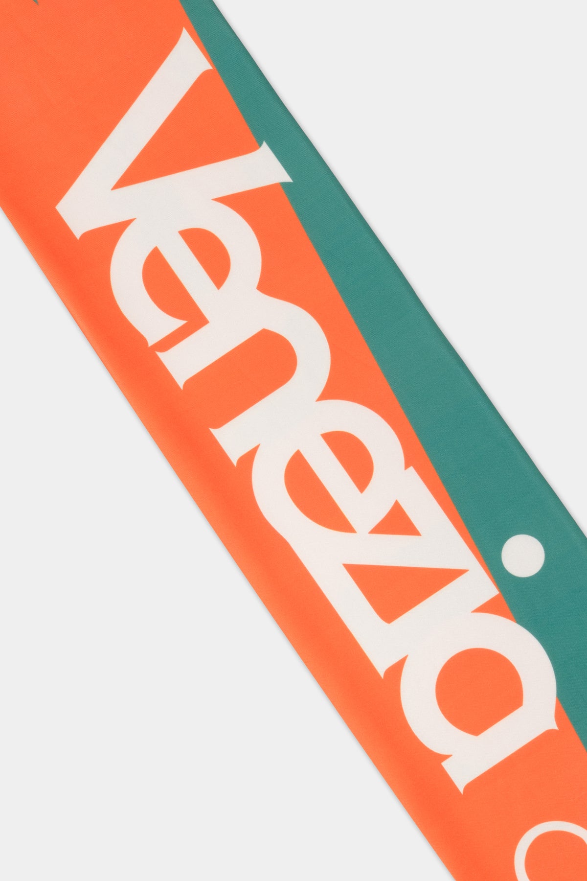 26/27 Premium Stadium Scarf - Home