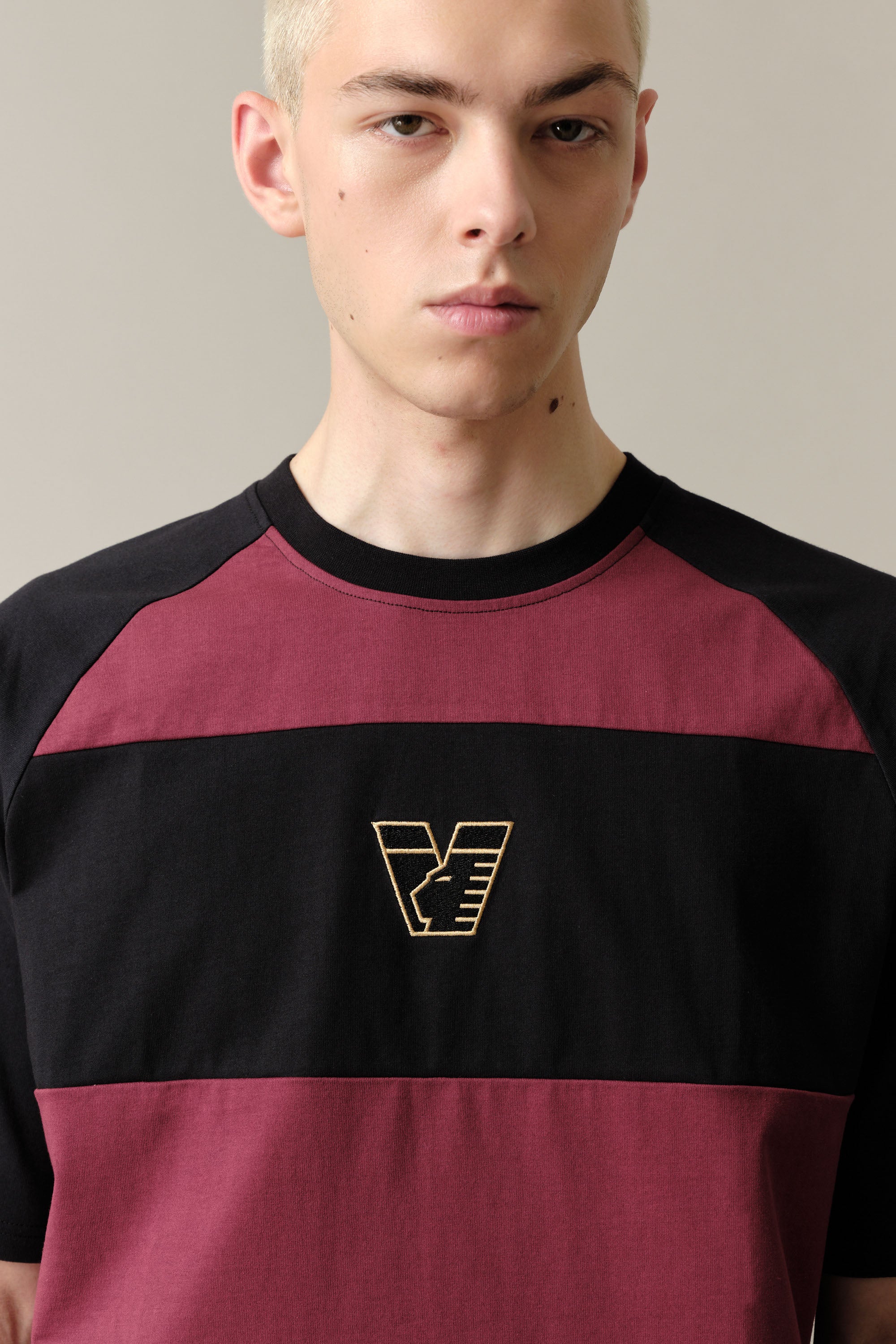 25/26 Urban Tee Burgundy