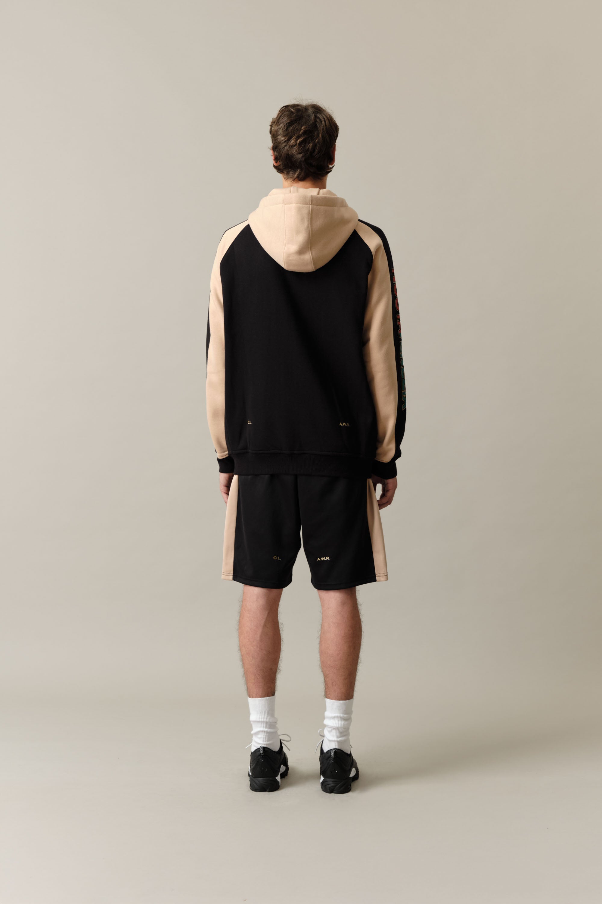 25/26 Urban Hoodie Beige