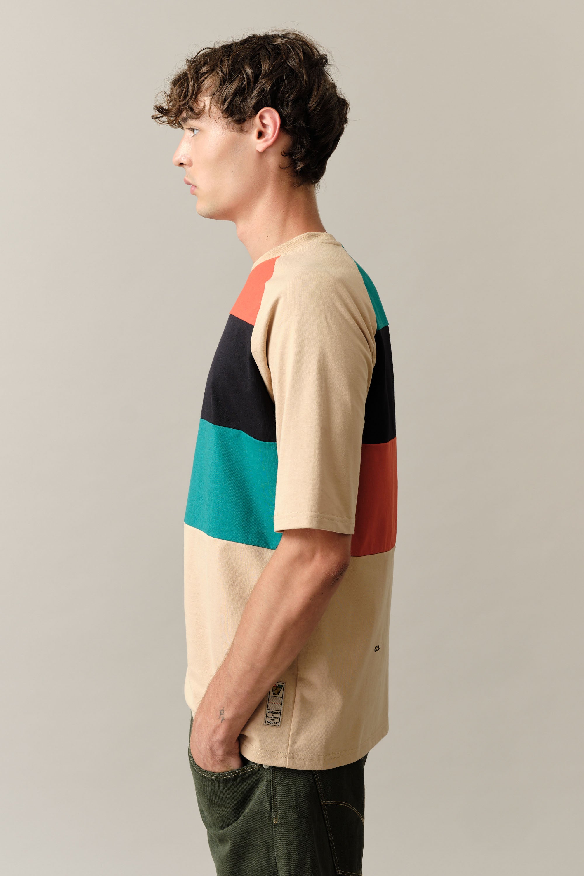 25/26 Urban Tee Beige